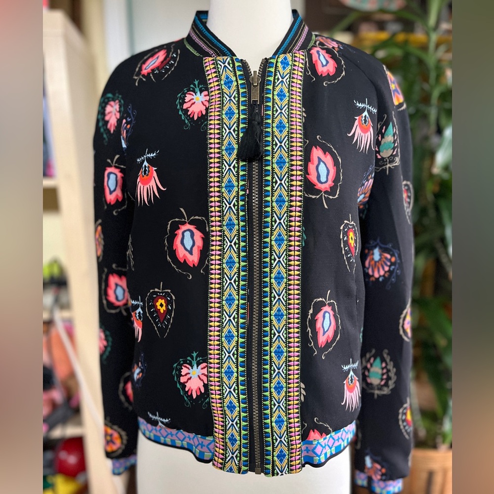 NWOT Desigual Reversible Cream and Black Multi Boho Bomber Jacket Size 36 6